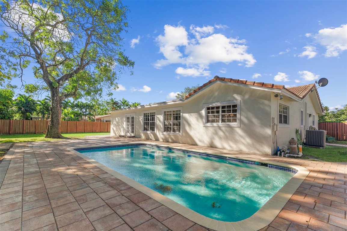 Coral Spgs Country Club - Residential Lease