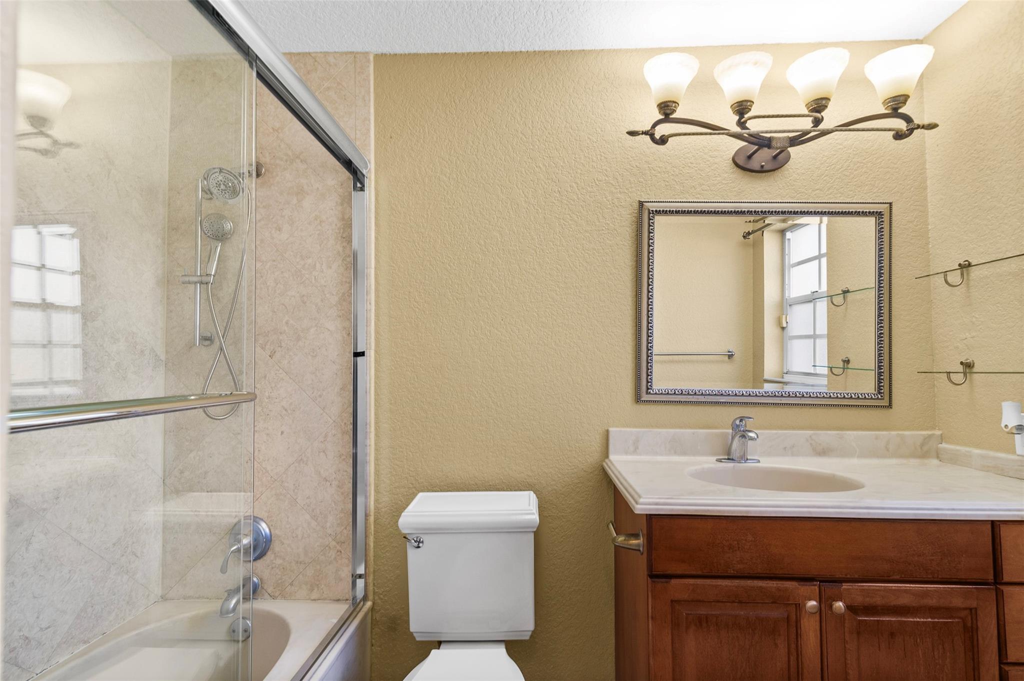 Coral Spgs Country Club - Residential Lease