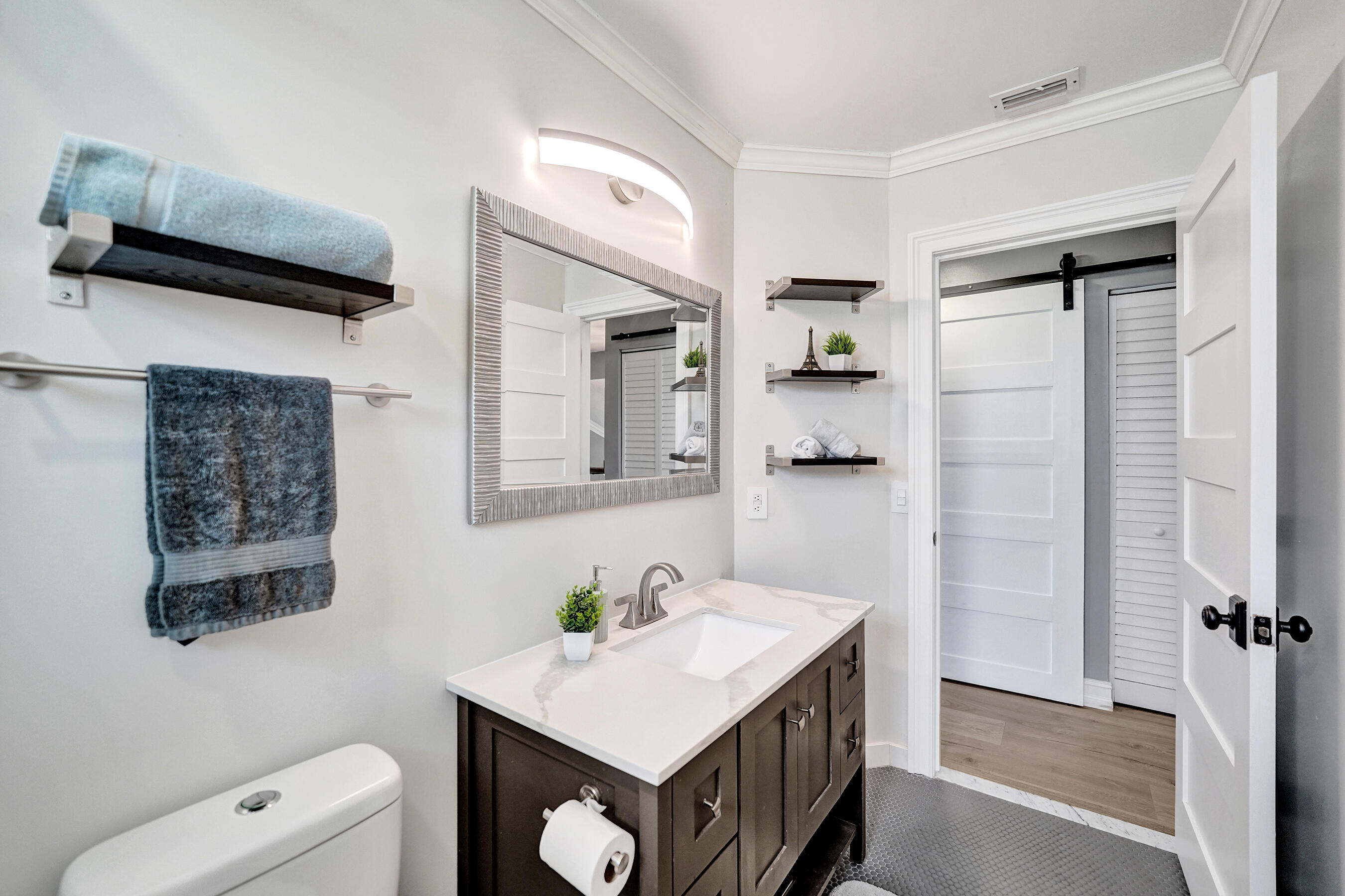 GROVE COMMERCIAL CENTER - Residential