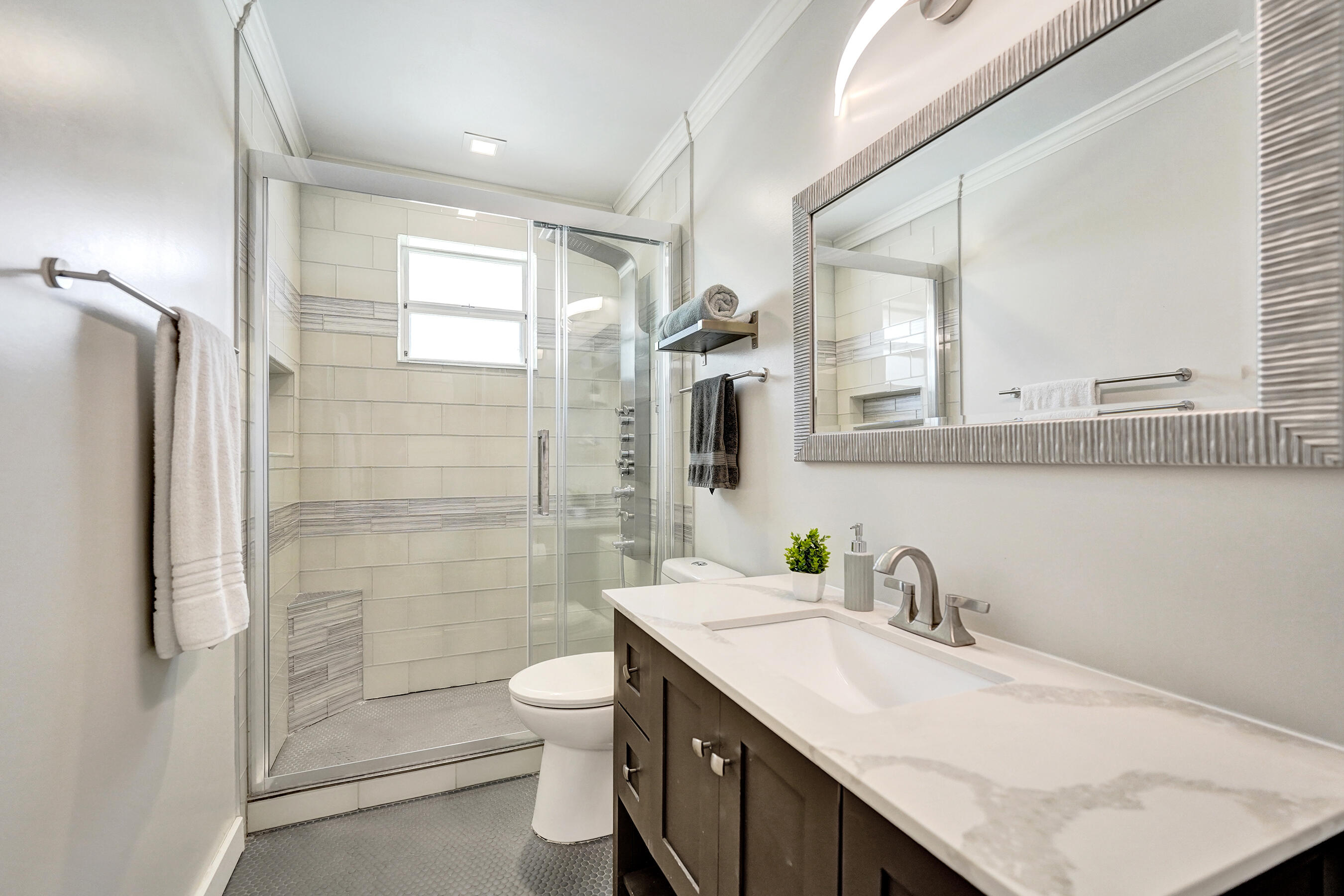 GROVE COMMERCIAL CENTER - Residential