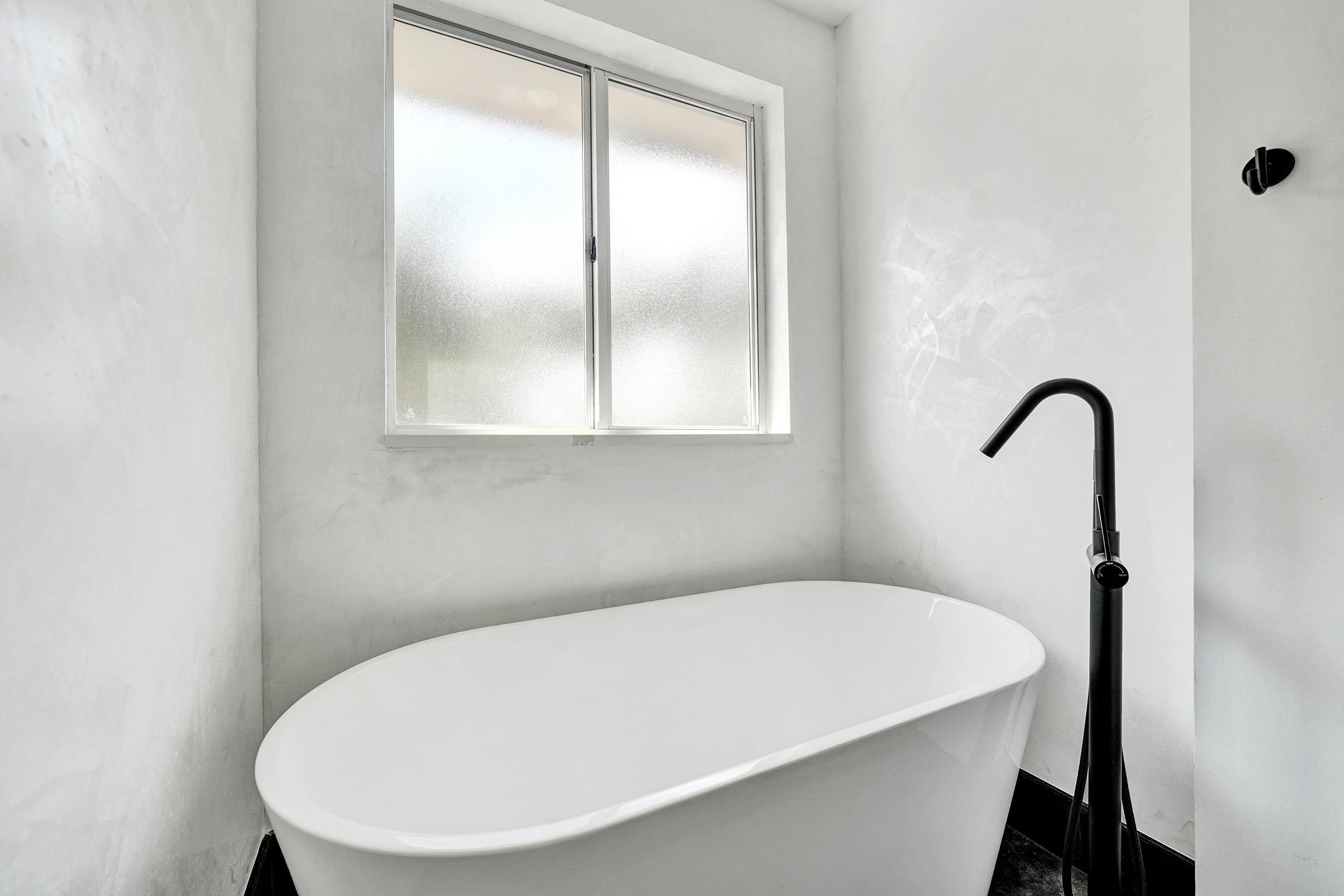 GROVE COMMERCIAL CENTER - Residential