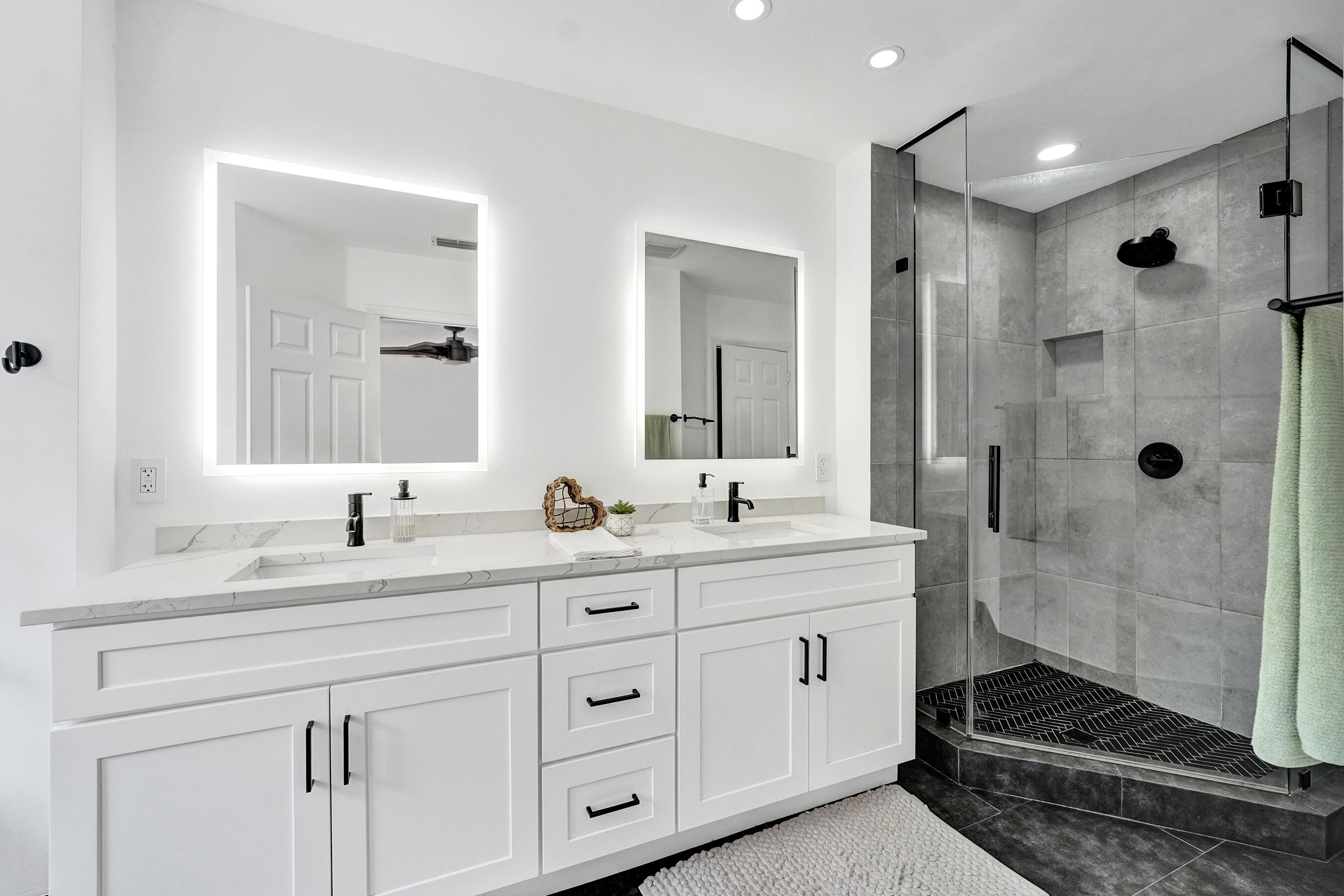 GROVE COMMERCIAL CENTER - Residential