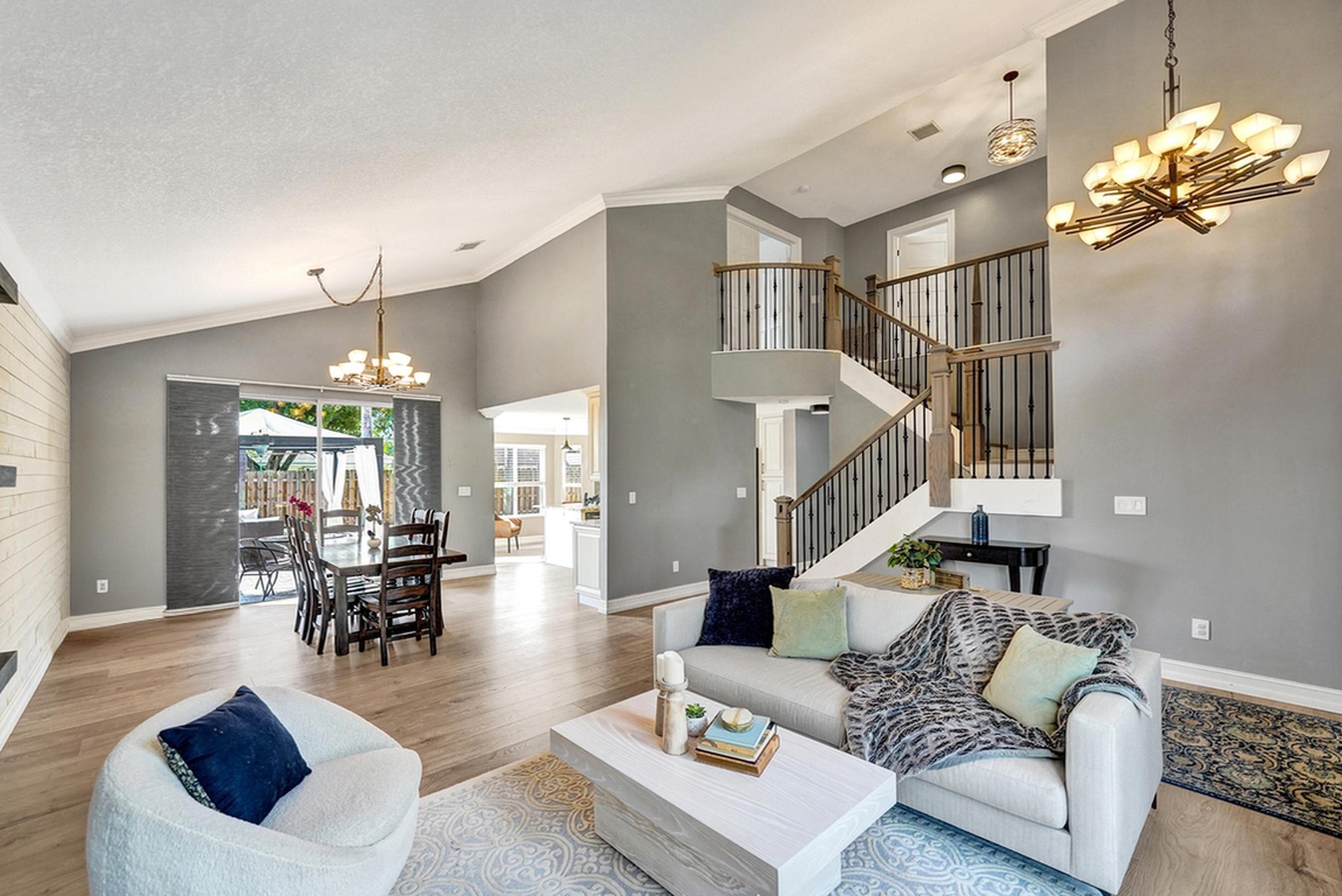 GROVE COMMERCIAL CENTER - Residential