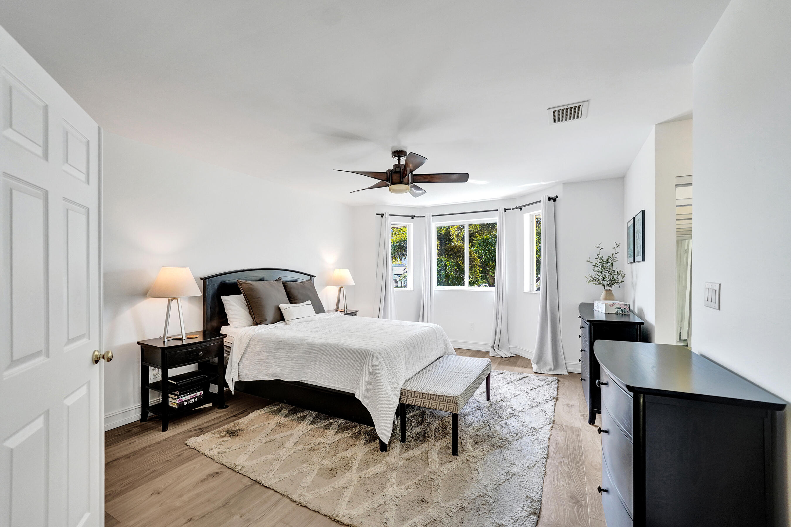 GROVE COMMERCIAL CENTER - Residential