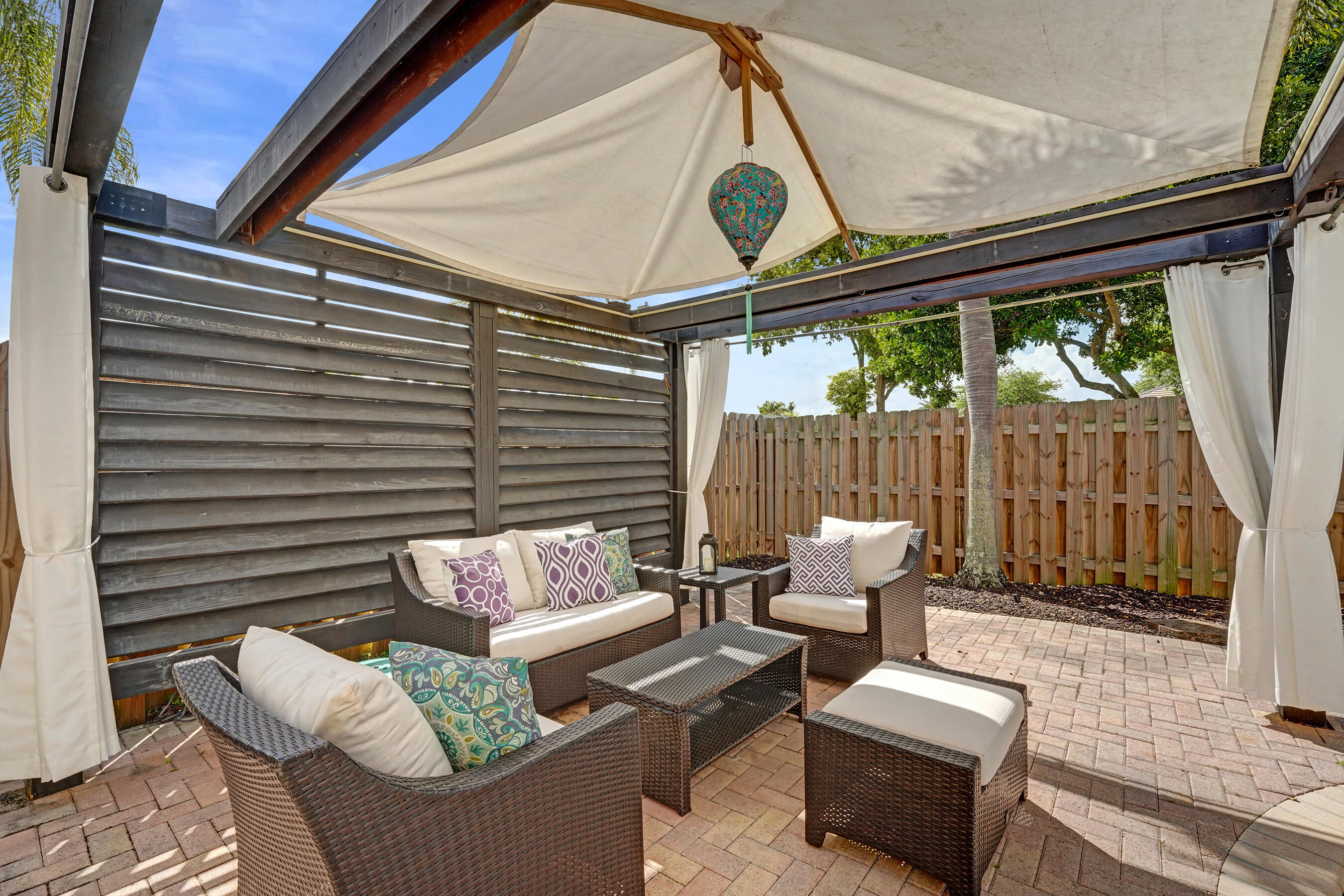 GROVE COMMERCIAL CENTER - Residential