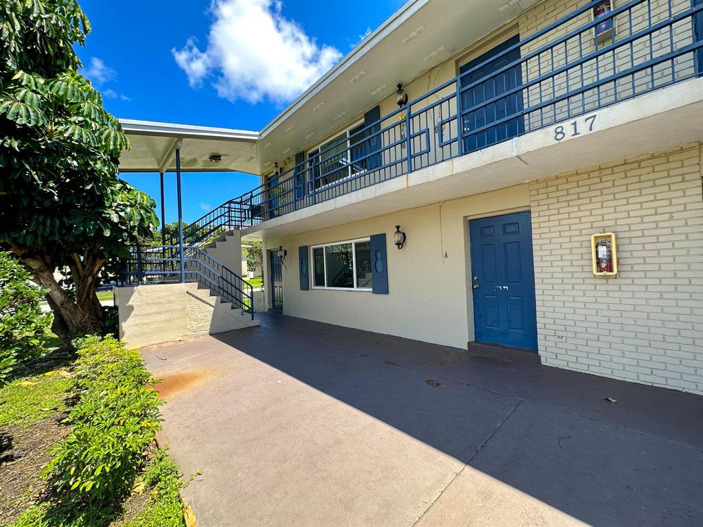 Photo of 817 Lighthouse Drive #A, North Palm Beach, FL 33408 (MLS # R10915031)