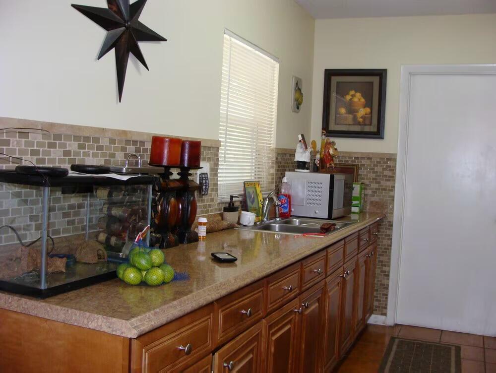 DELRAY SHORES - Residential Lease