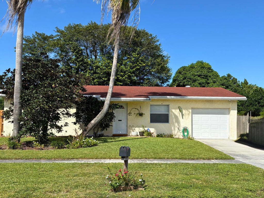 Photo of 2589 Dolphin Drive, Delray Beach, FL 33445 (MLS # R11134141)