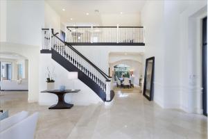 ROYAL PALM YACHT & COUNTR - Residential