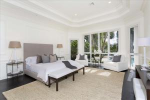 ROYAL PALM YACHT & COUNTR - Residential