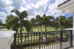 ROYAL PALM YACHT & COUNTR - Residential