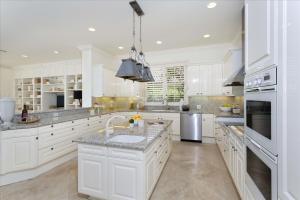 ROYAL PALM YACHT & COUNTR - Residential