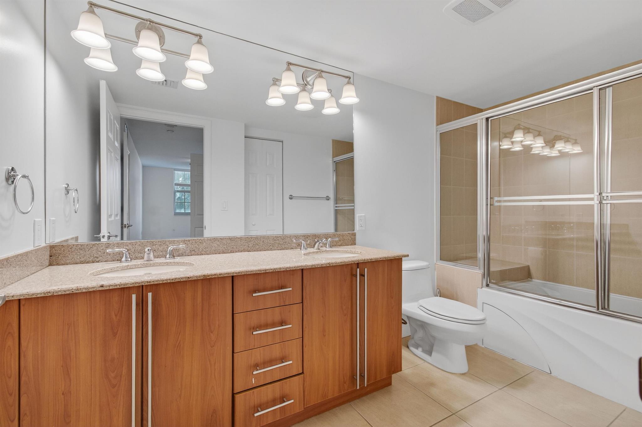 610 CLEMATIS CONDO - Residential