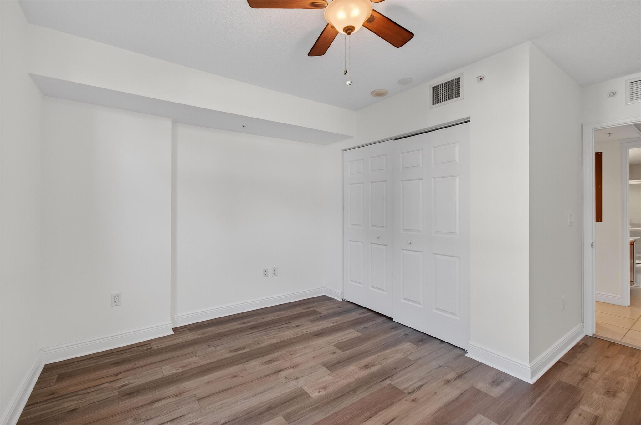 610 CLEMATIS CONDO - Residential