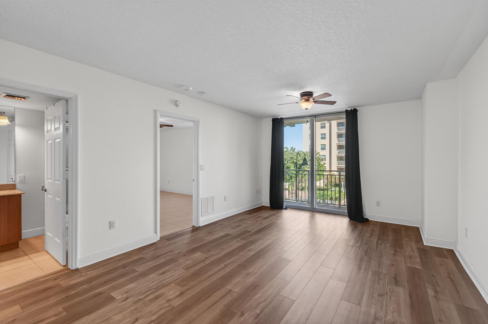 610 CLEMATIS CONDO - Residential