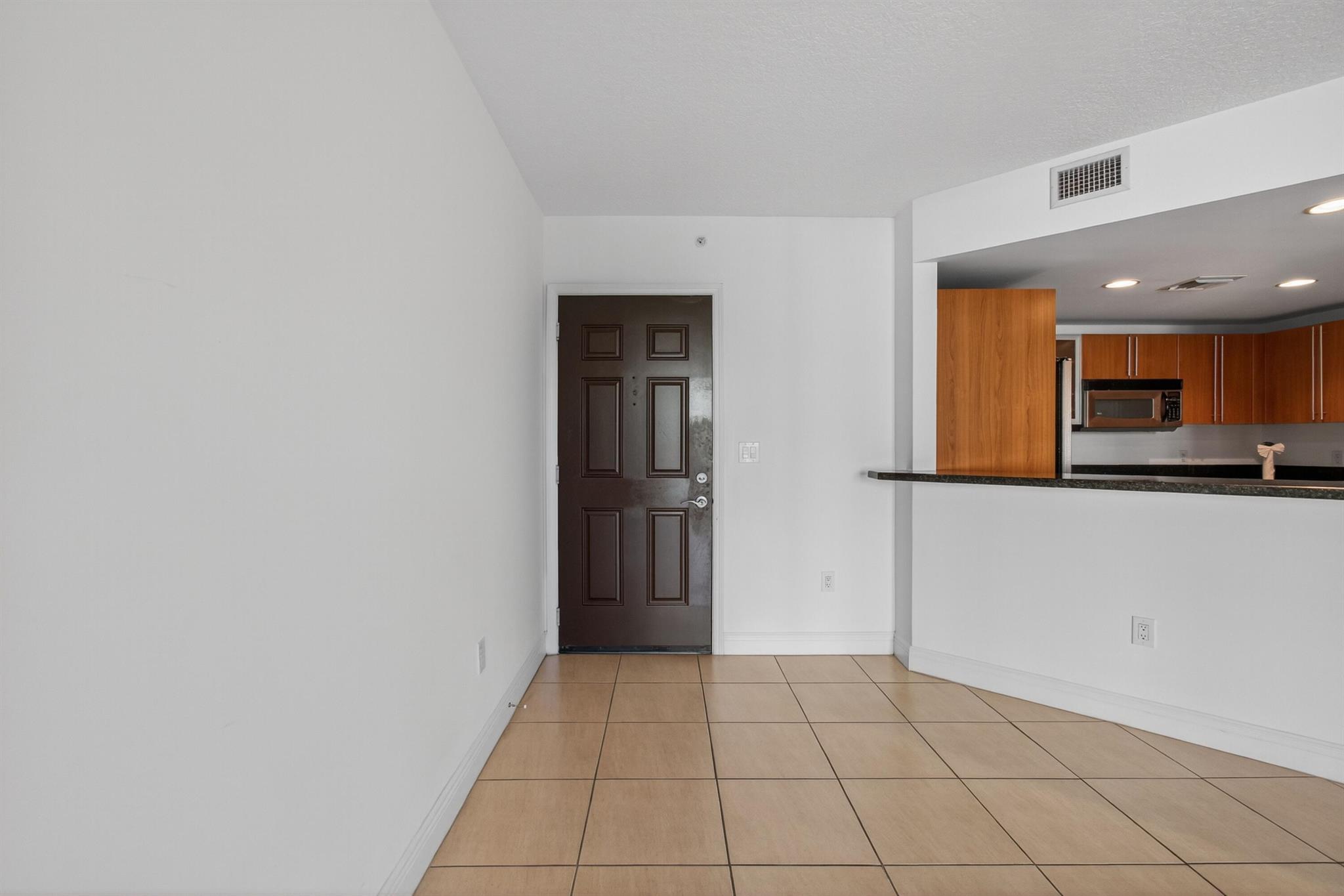 610 CLEMATIS CONDO - Residential