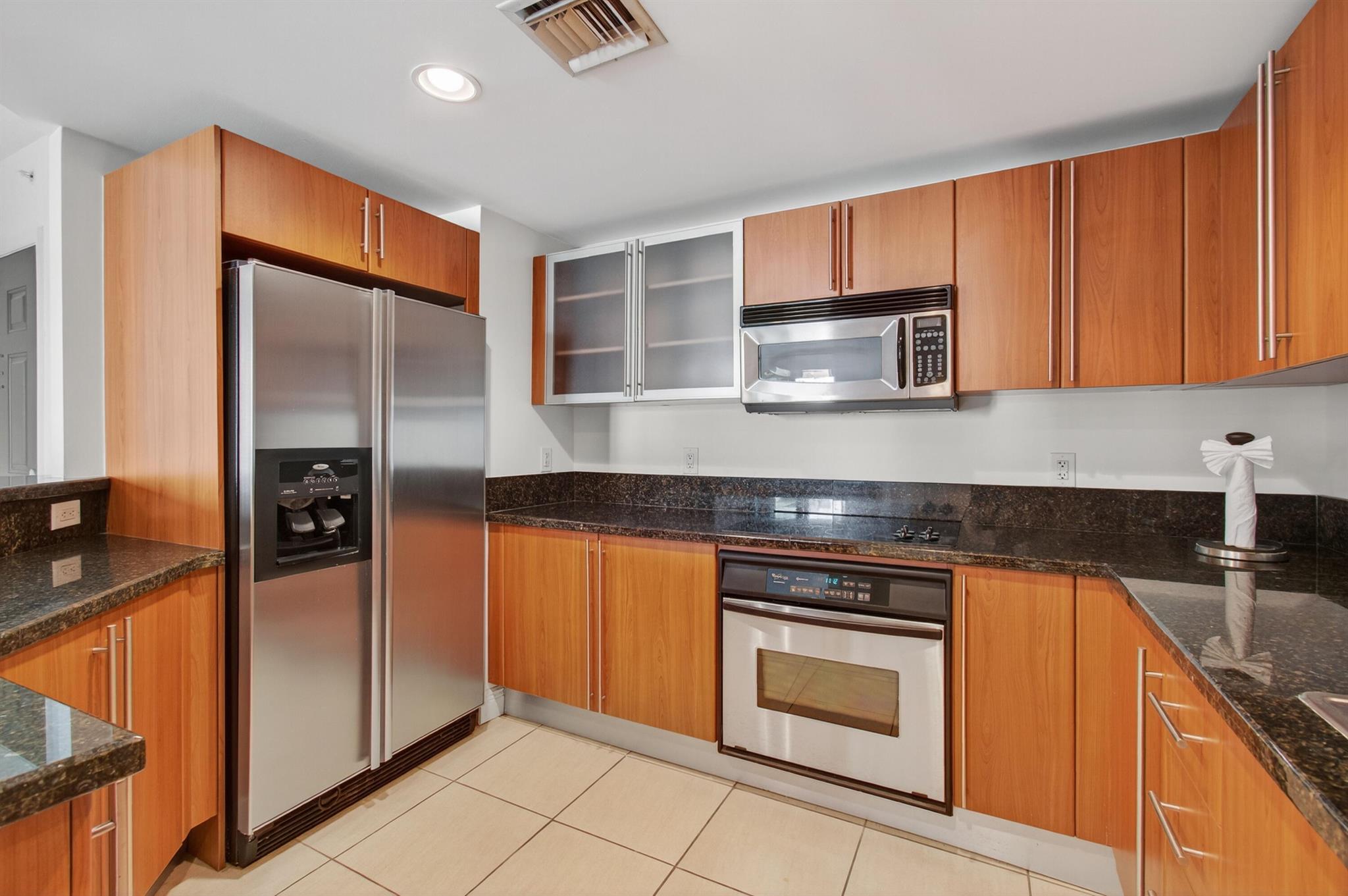 610 CLEMATIS CONDO - Residential