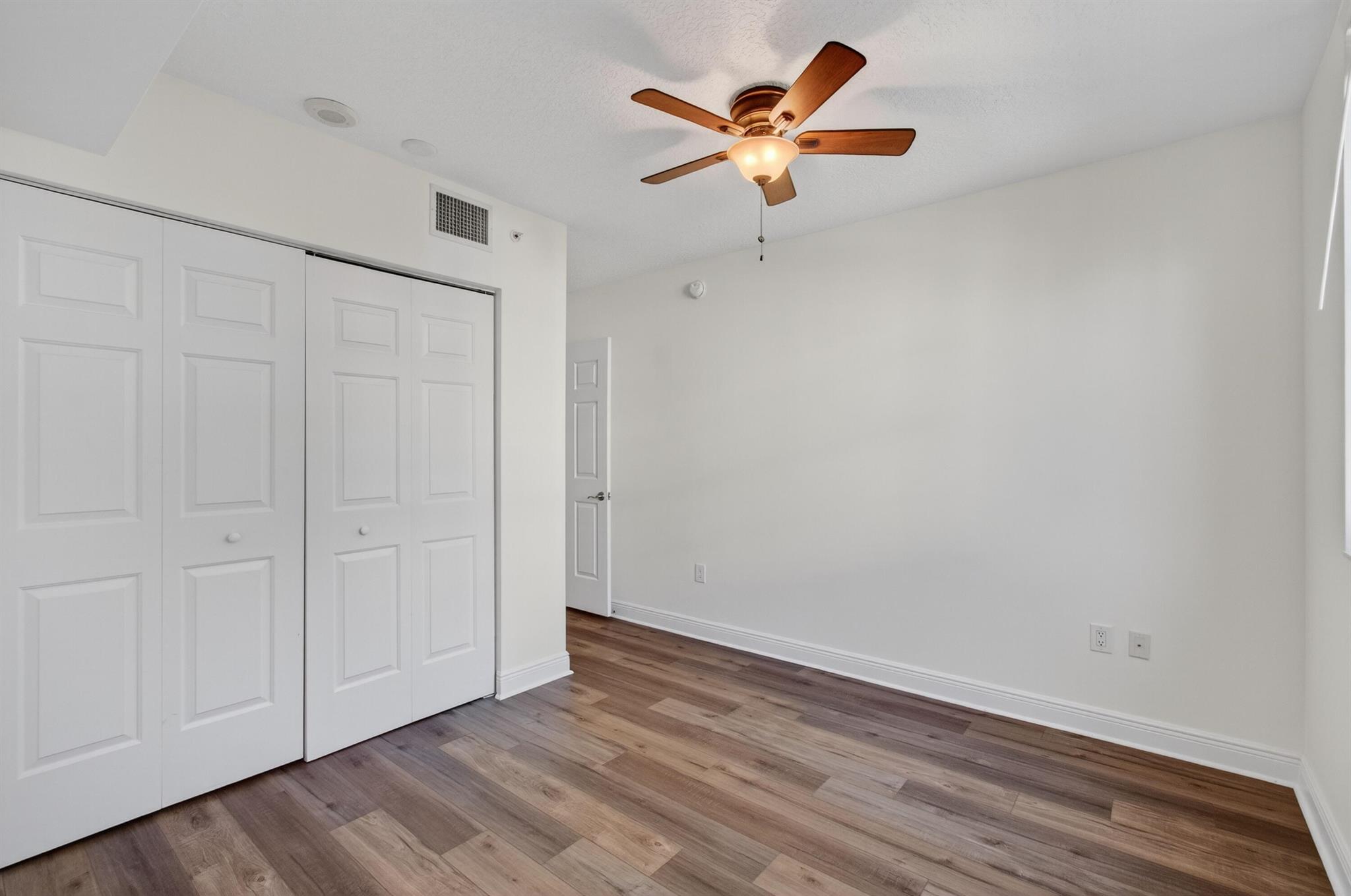 610 CLEMATIS CONDO - Residential