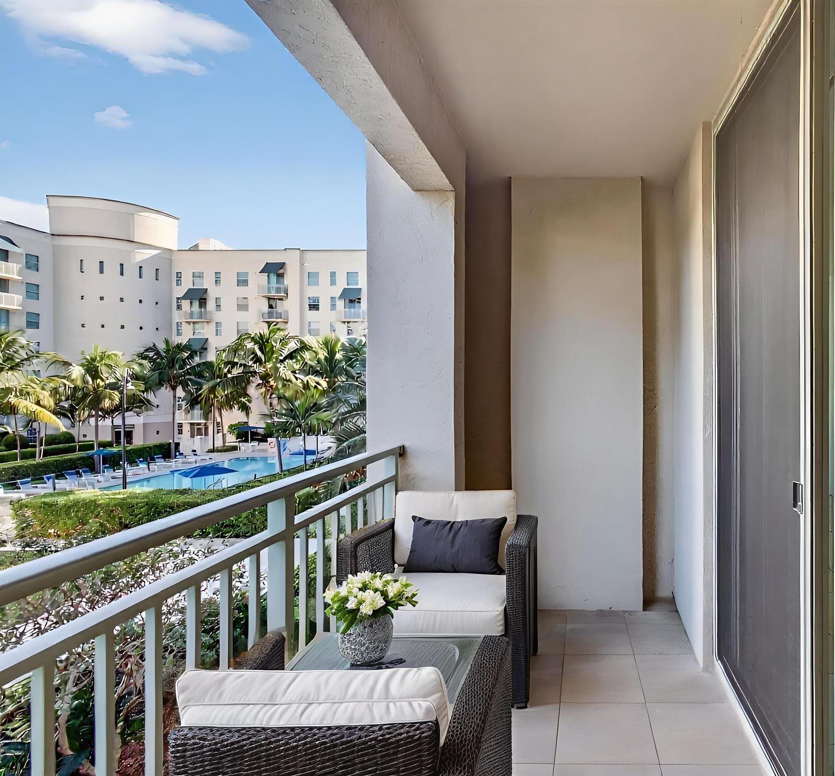 610 CLEMATIS CONDO - Residential