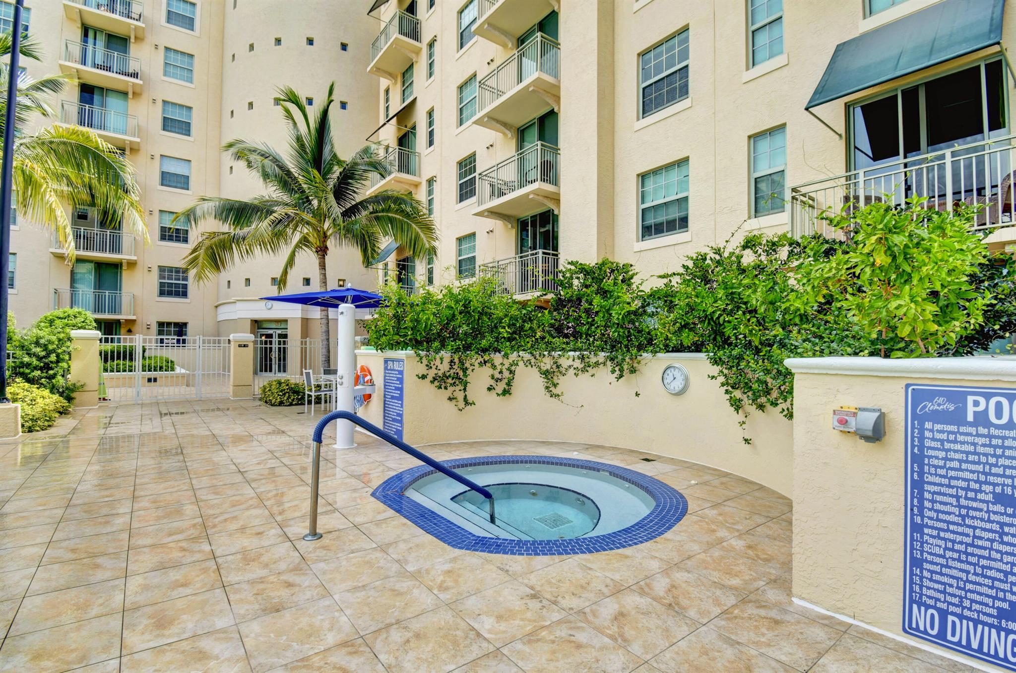610 CLEMATIS CONDO - Residential