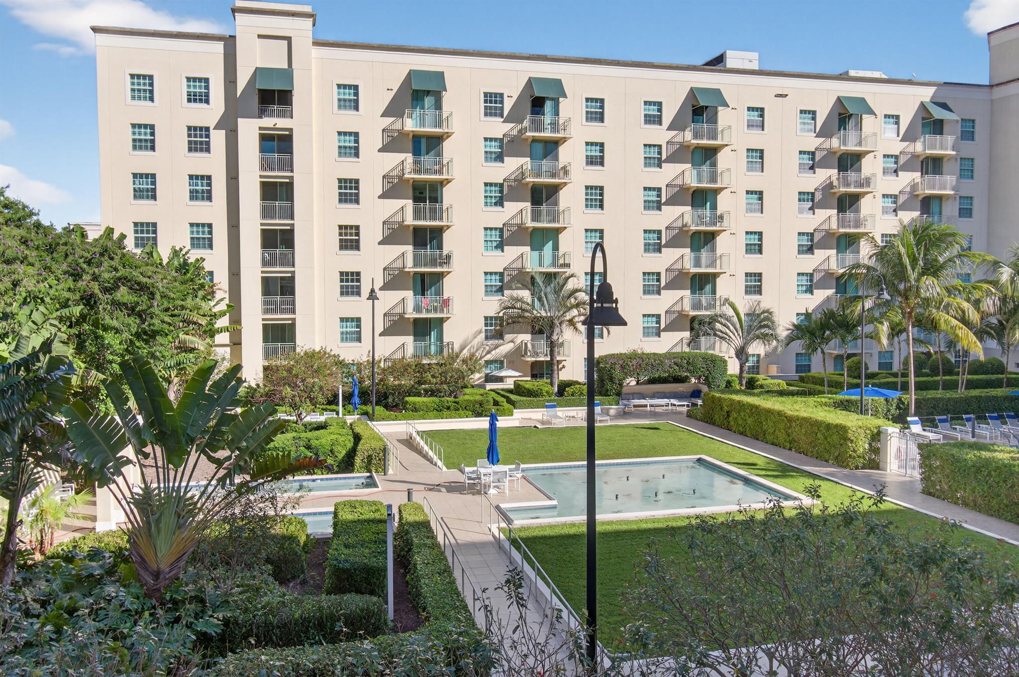 610 CLEMATIS CONDO - Residential