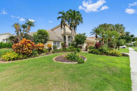 7351 Sterling Falls Lane W Boynton Beach FL 33437