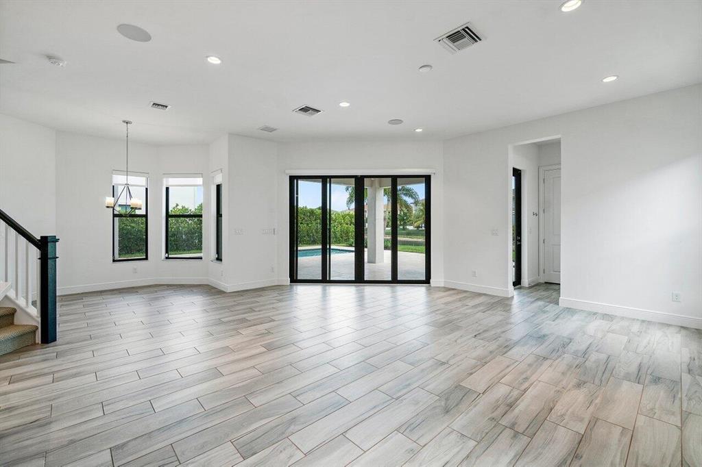 Royal Palm Polo - Residential