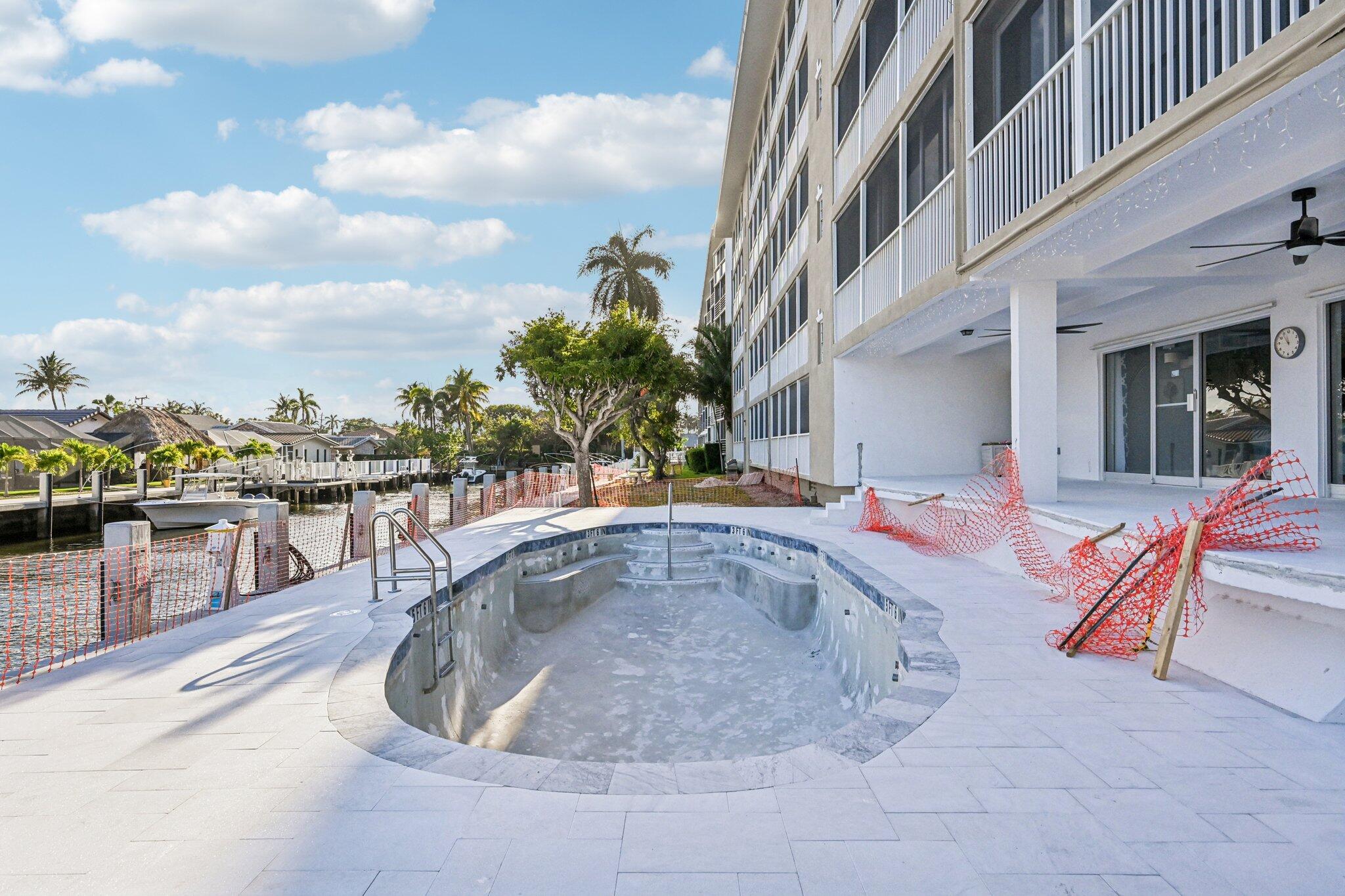 WESTCHESTER HOUSE CONDO - Residential