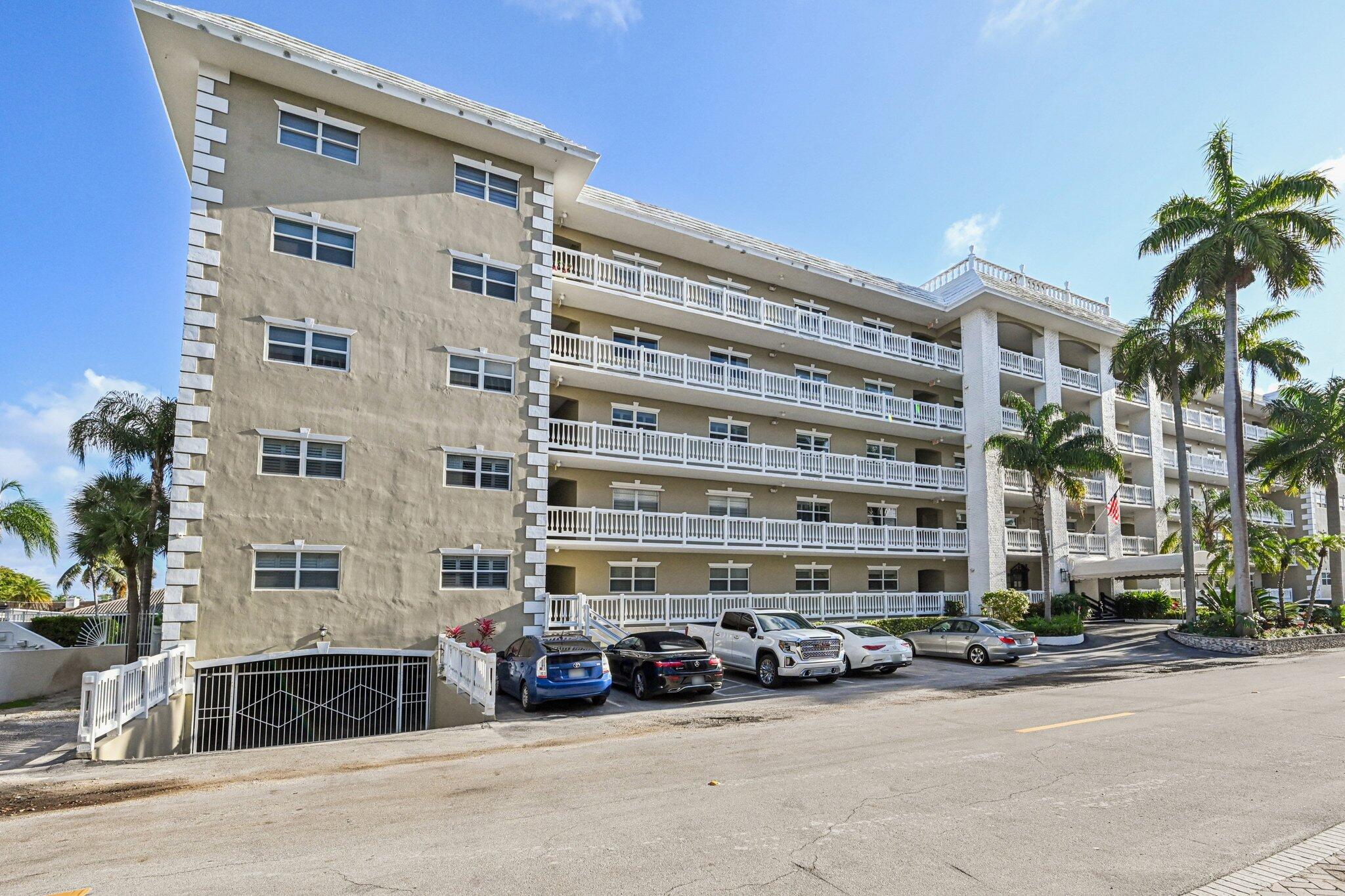 WESTCHESTER HOUSE CONDO - Residential