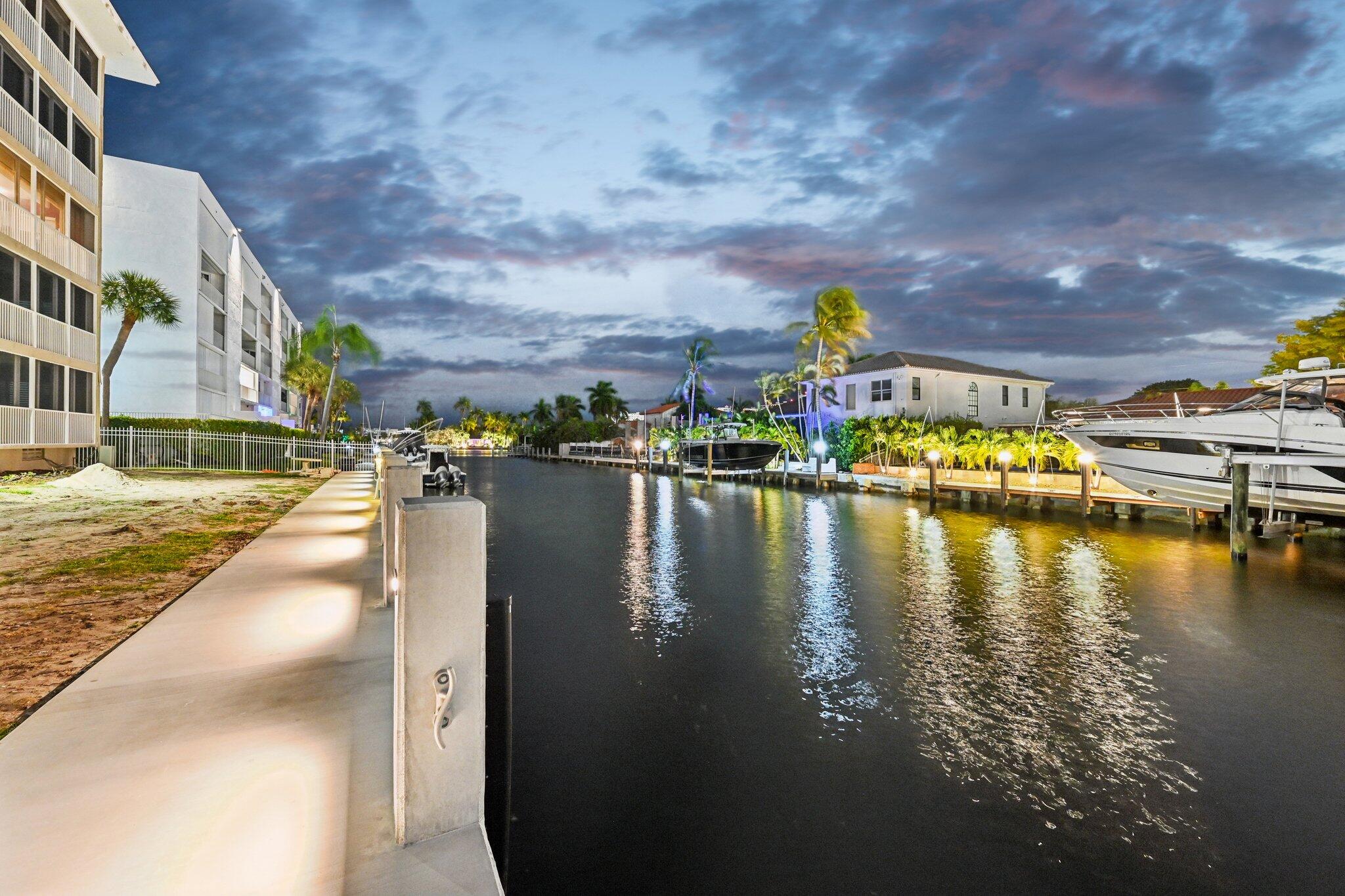 WESTCHESTER HOUSE CONDO - Residential