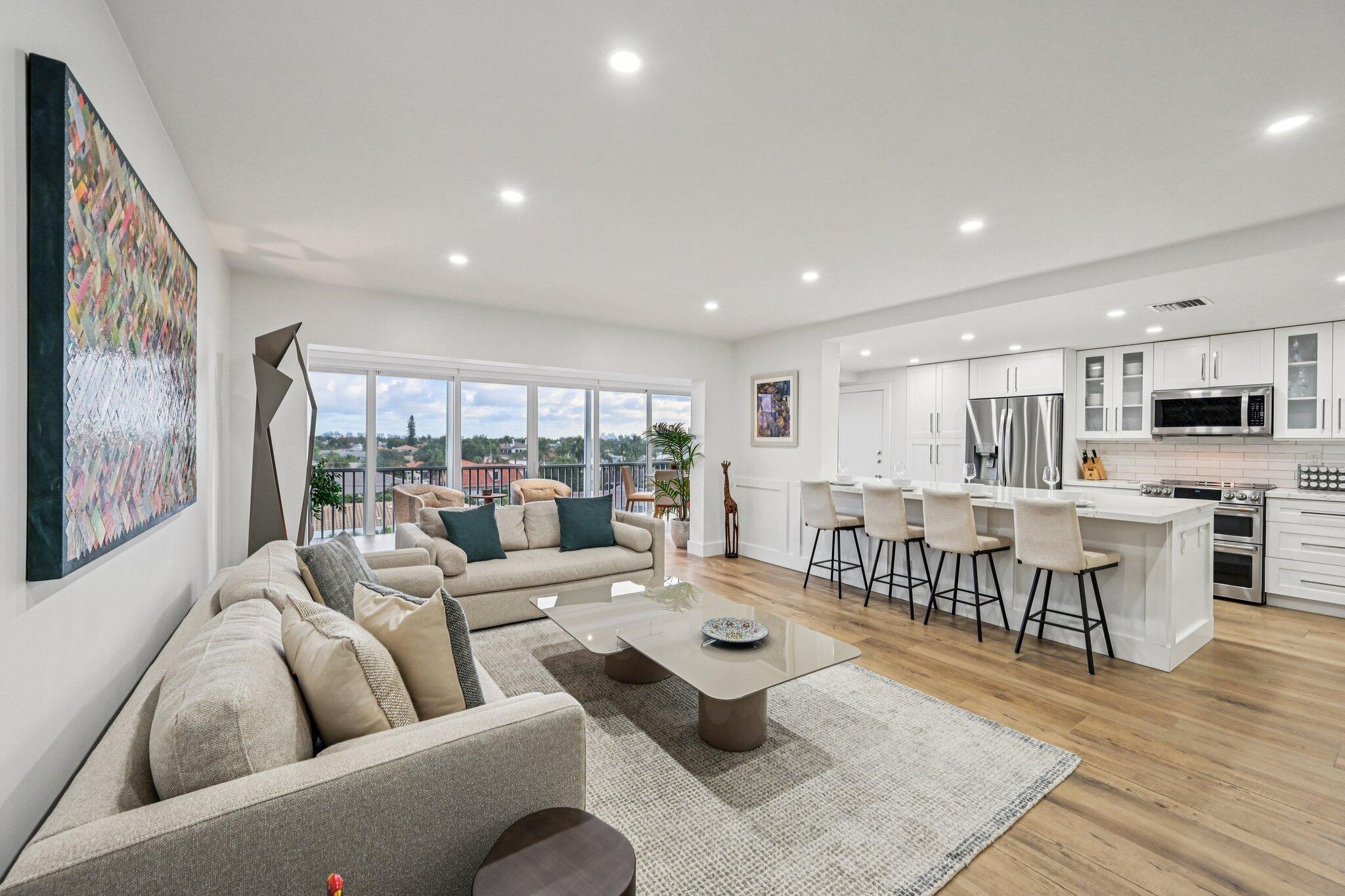 WESTCHESTER HOUSE CONDO - Residential