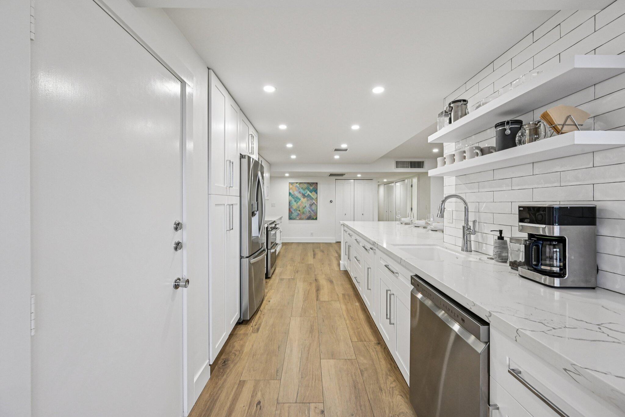 WESTCHESTER HOUSE CONDO - Residential