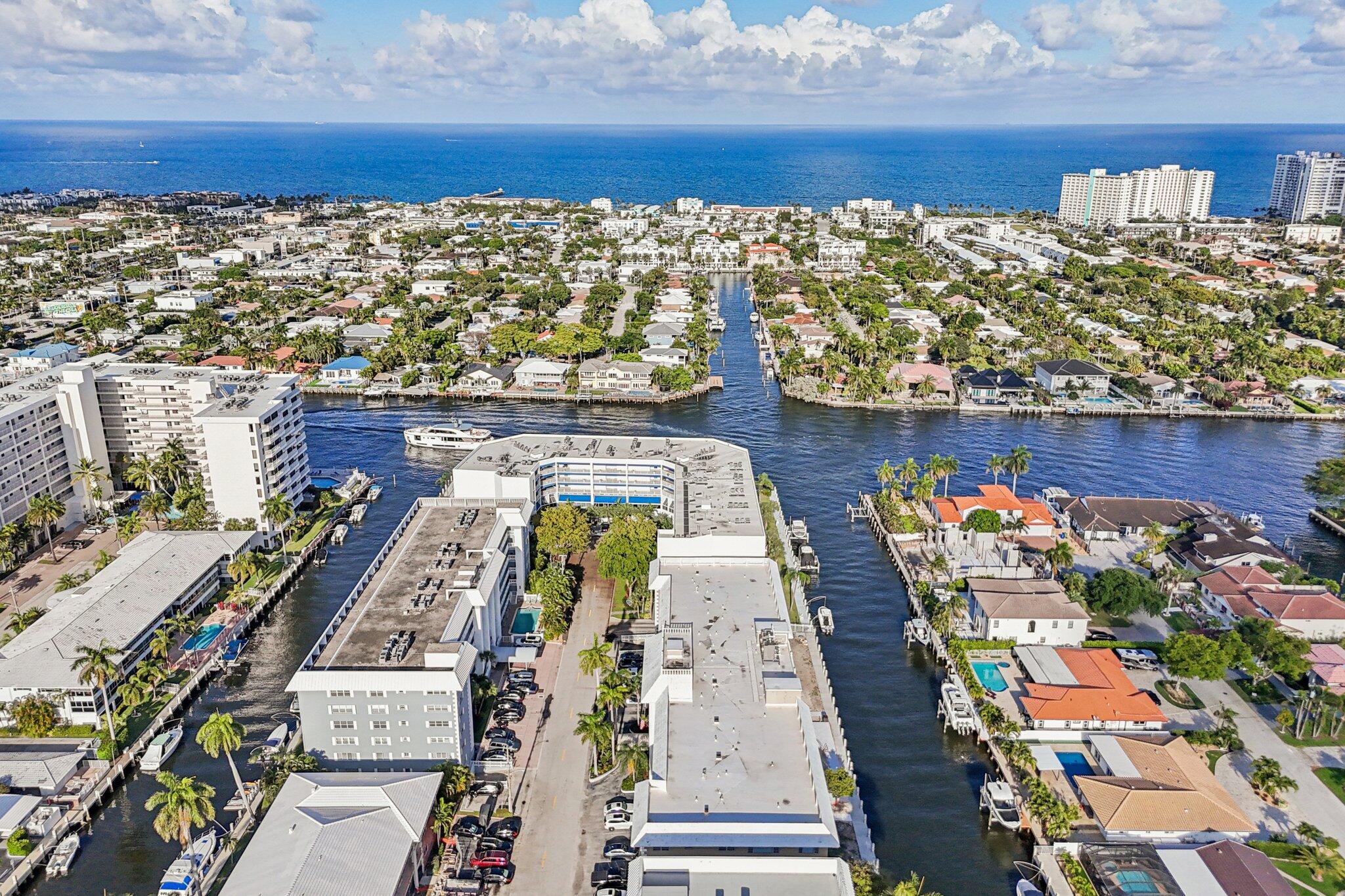 WESTCHESTER HOUSE CONDO - Residential