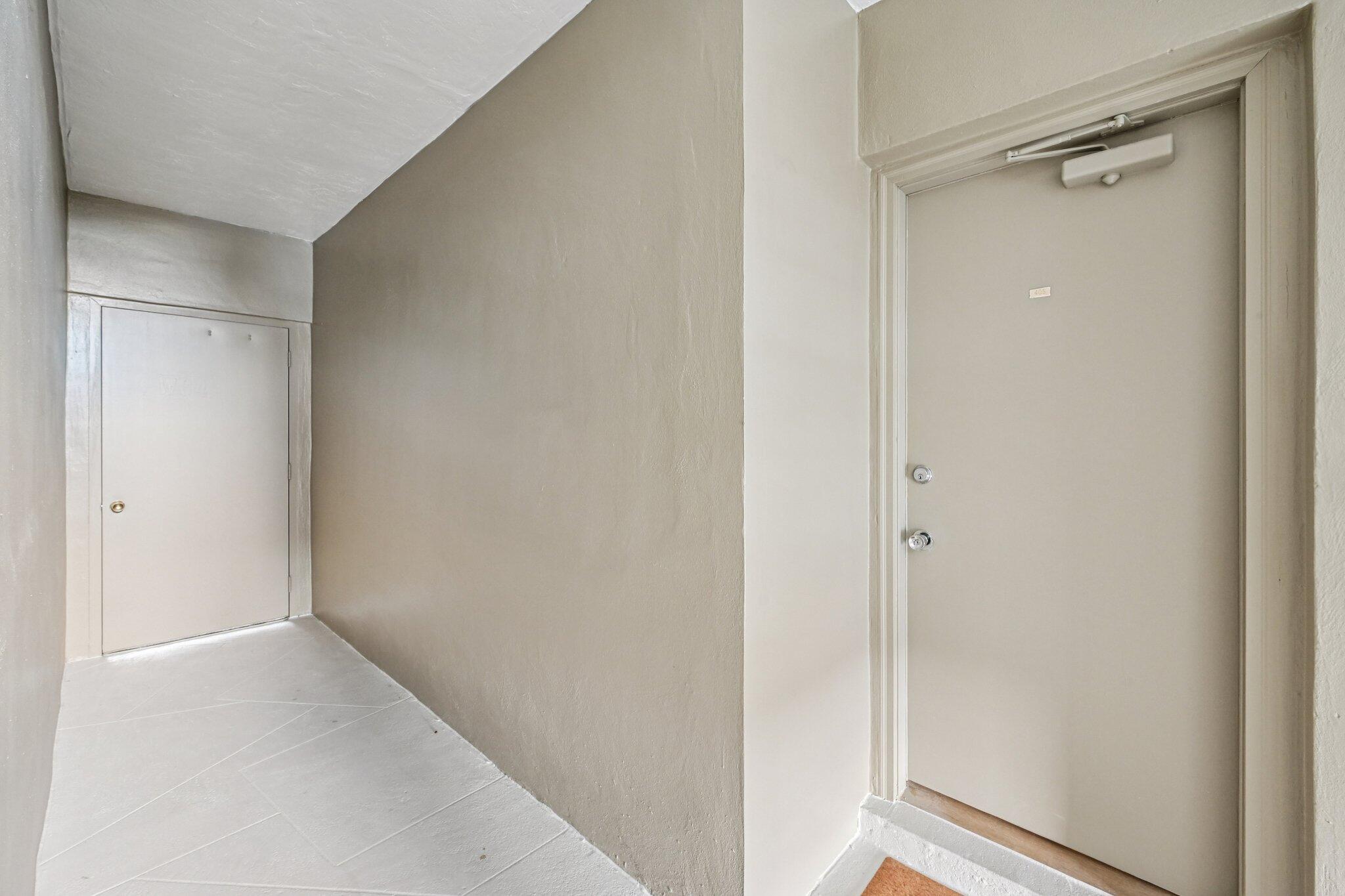 WESTCHESTER HOUSE CONDO - Residential