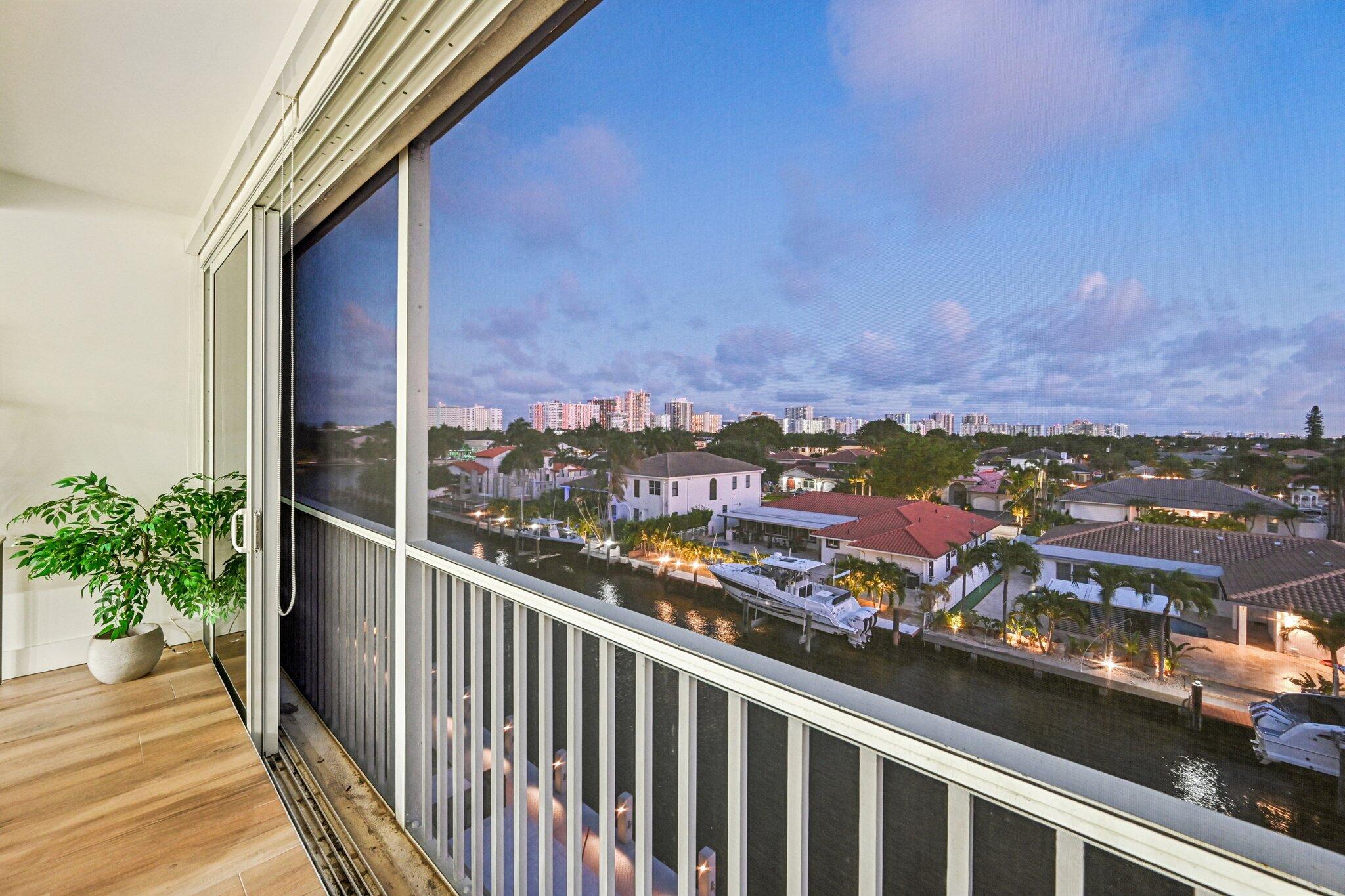 WESTCHESTER HOUSE CONDO - Residential