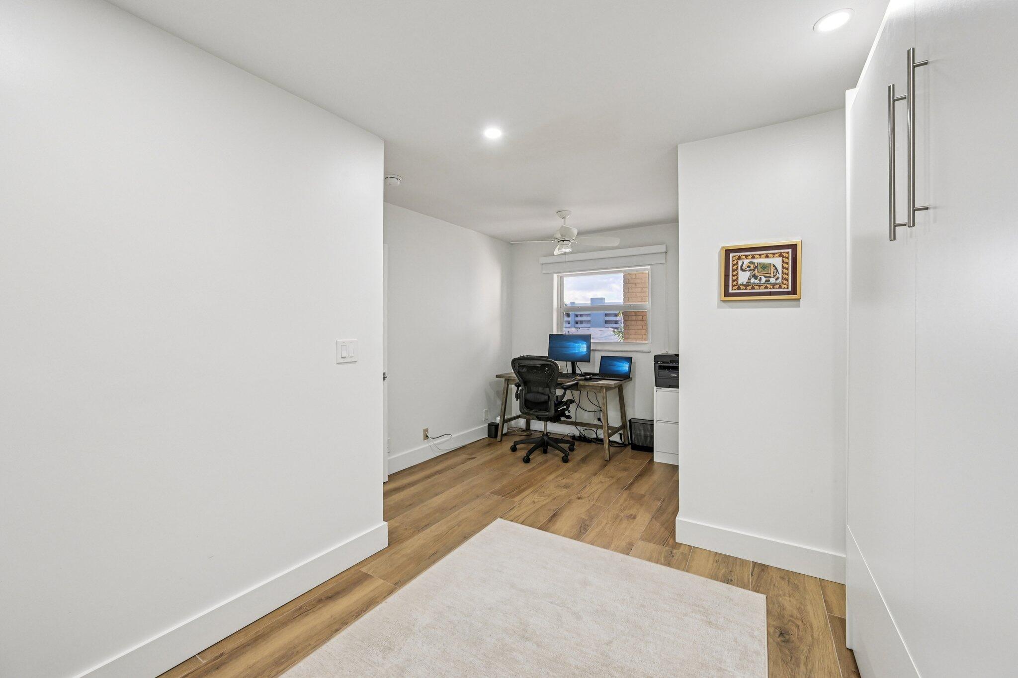 WESTCHESTER HOUSE CONDO - Residential