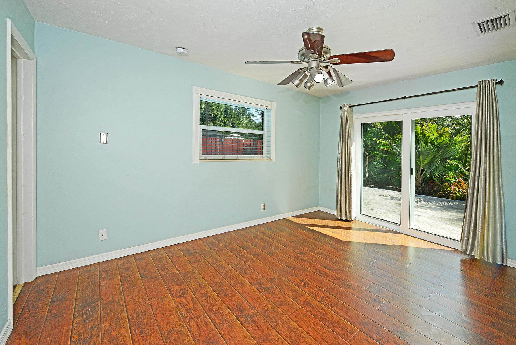 RIVERWOOD COVE - Residential Lease