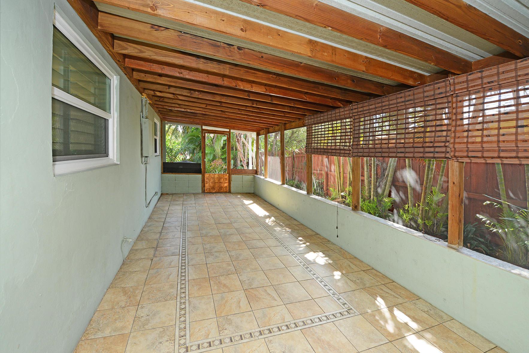 RIVERWOOD COVE - Residential Lease