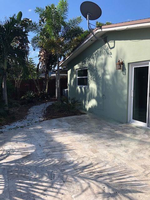 RIVERWOOD COVE - Residential Lease