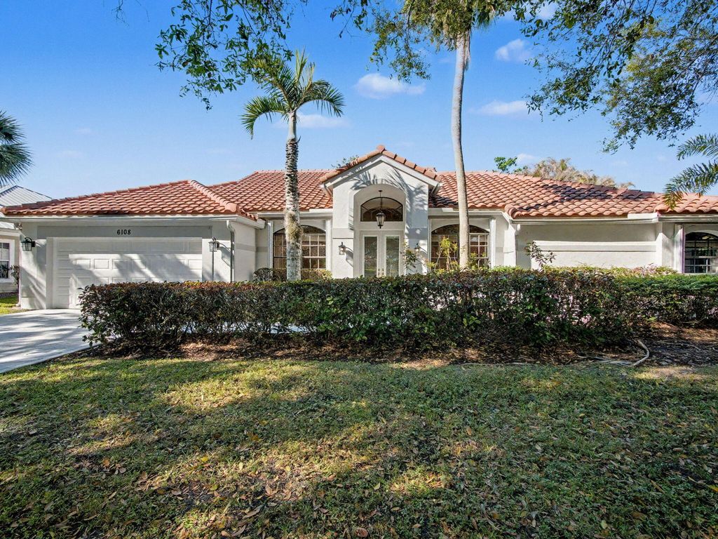 Photo of 6108 Winding Lake Drive, Jupiter, FL 33458 (MLS # B26006935)