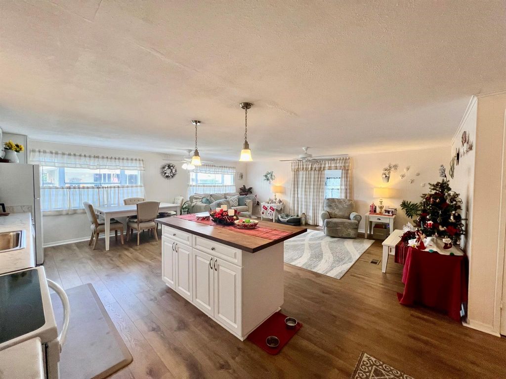 Photo of 6760 NW 44th Ter. #T-01 Ter, Coconut Creek, FL 33073 (MLS # R10953385)