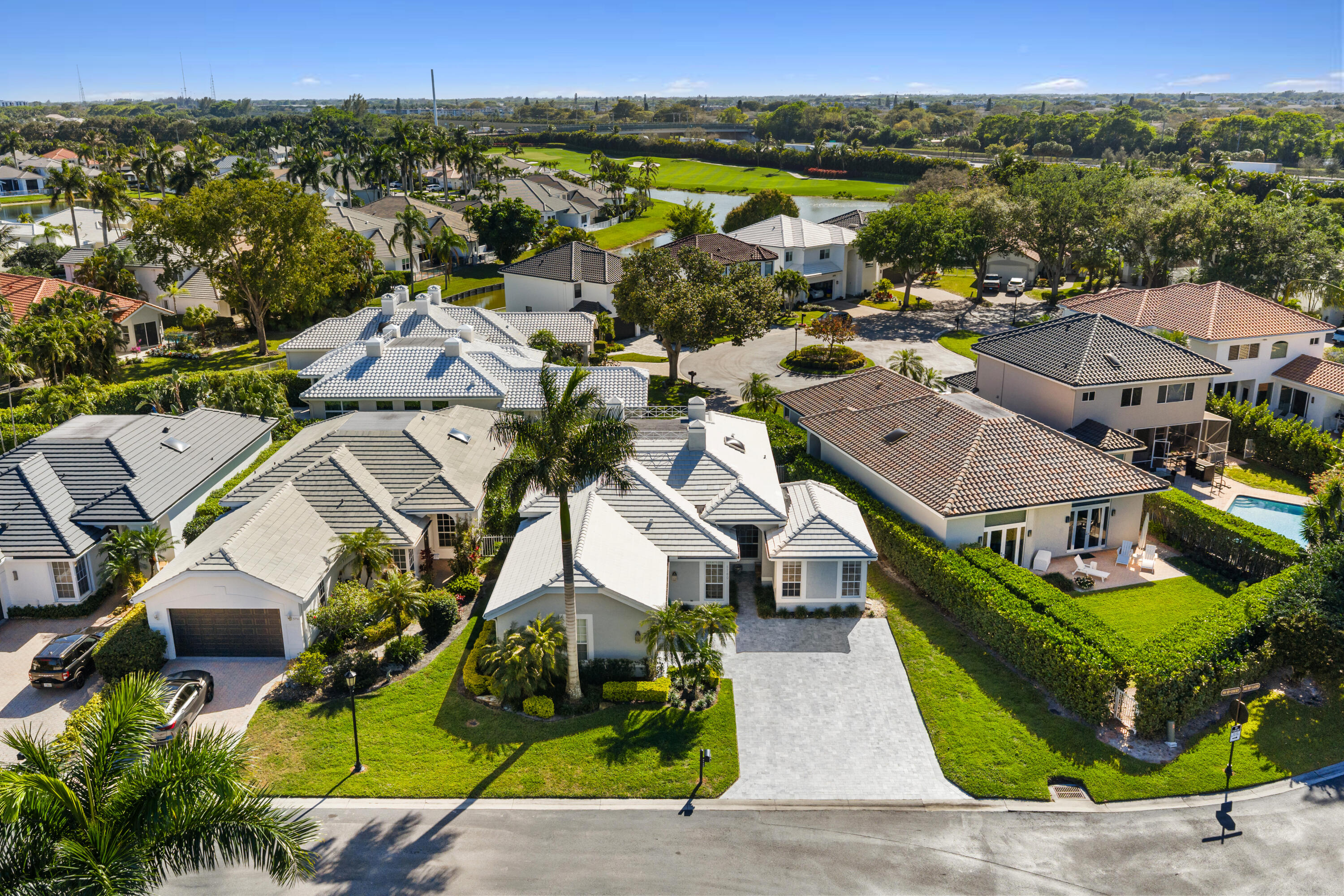 VICTORIA ISLES - Residential