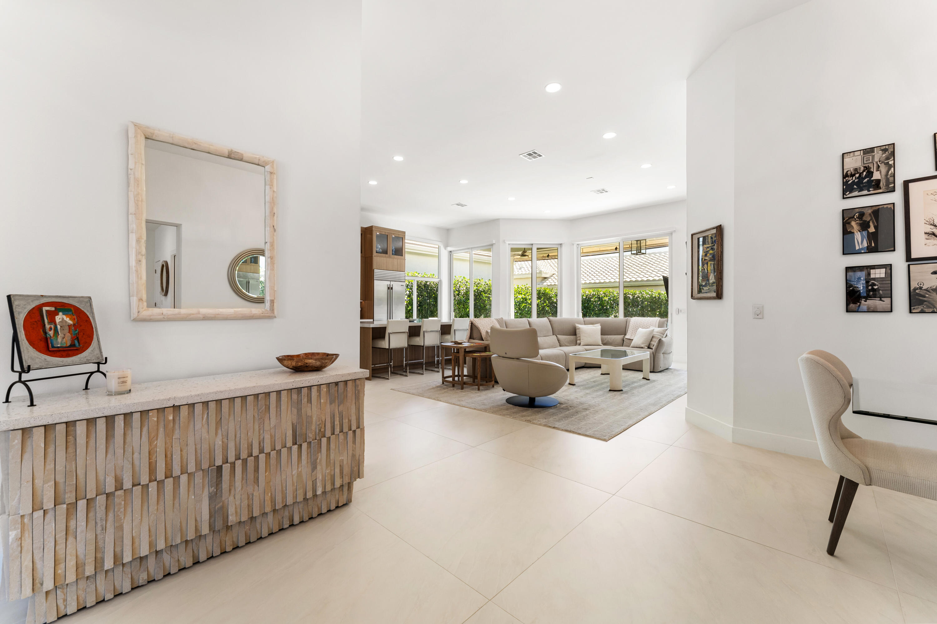 VICTORIA ISLES - Residential