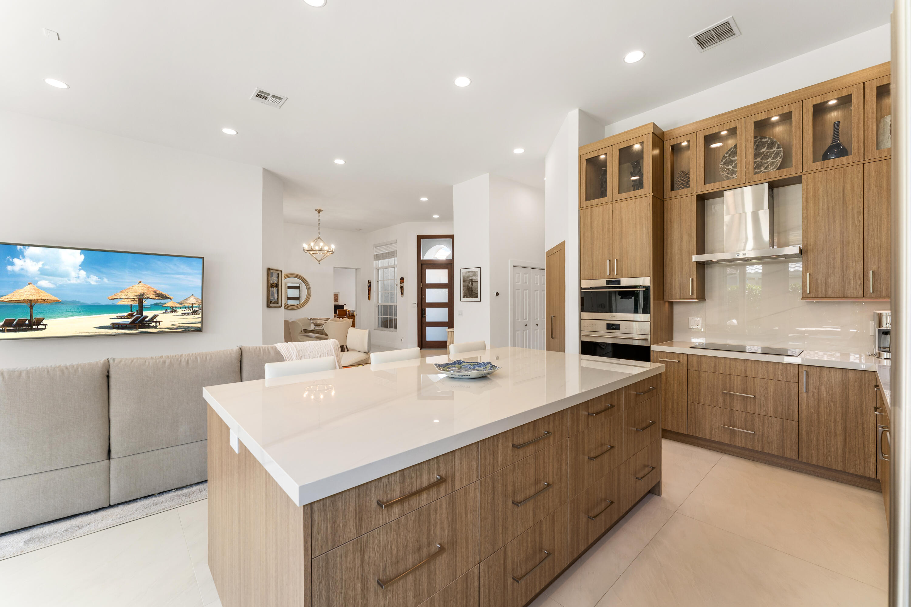 VICTORIA ISLES - Residential