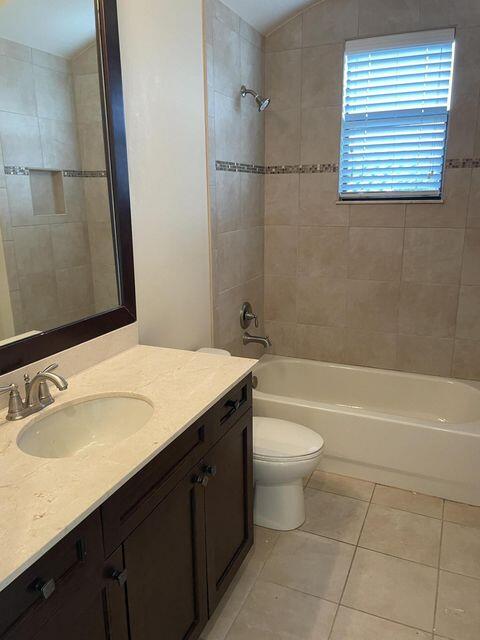 TESORO PLAT NO 15 - Residential Lease