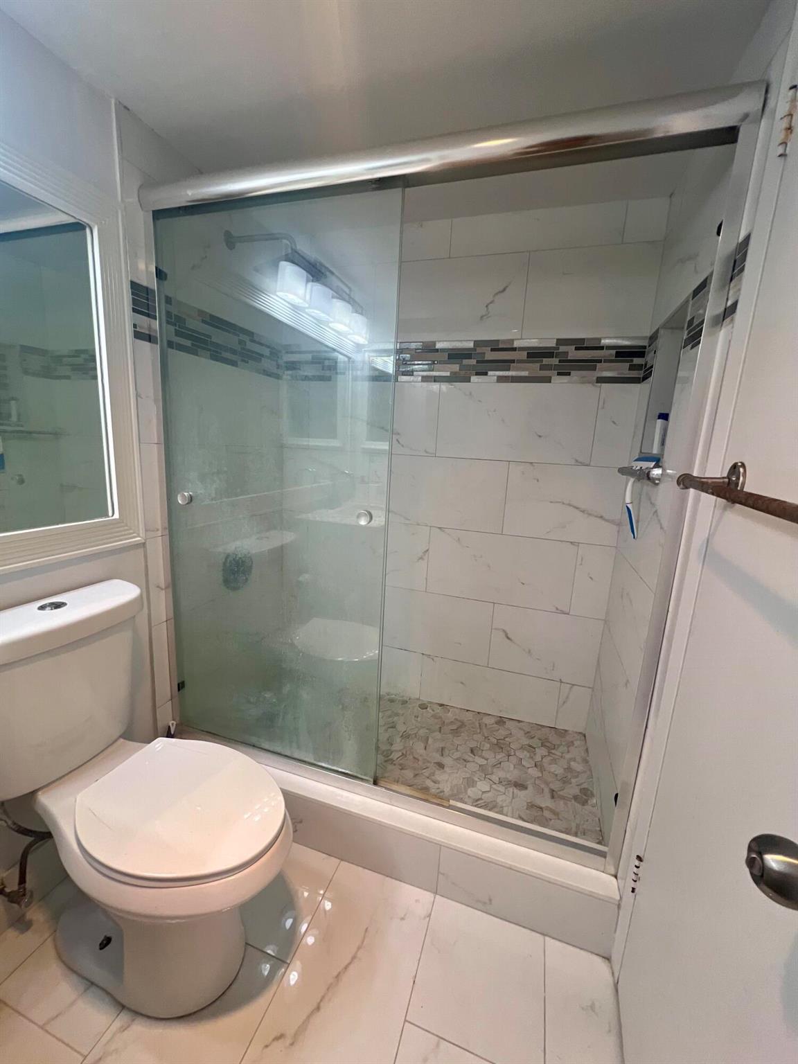 MANSFIELD AT CENTURY VILL - Residential Lease