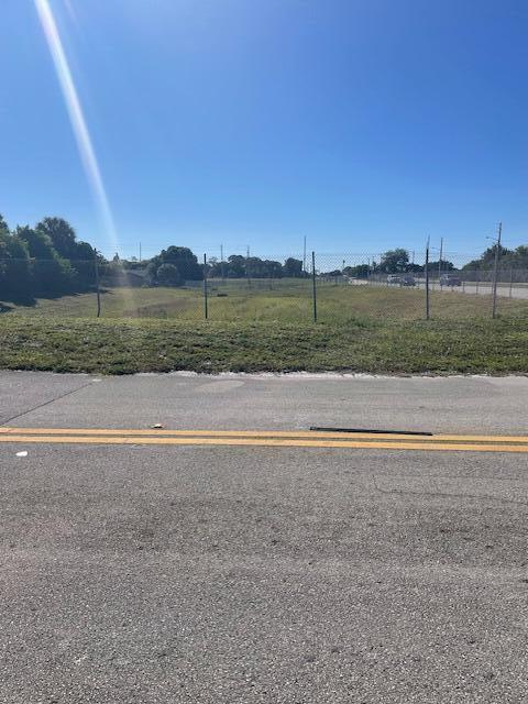 Xxx N 25th Street Avenue