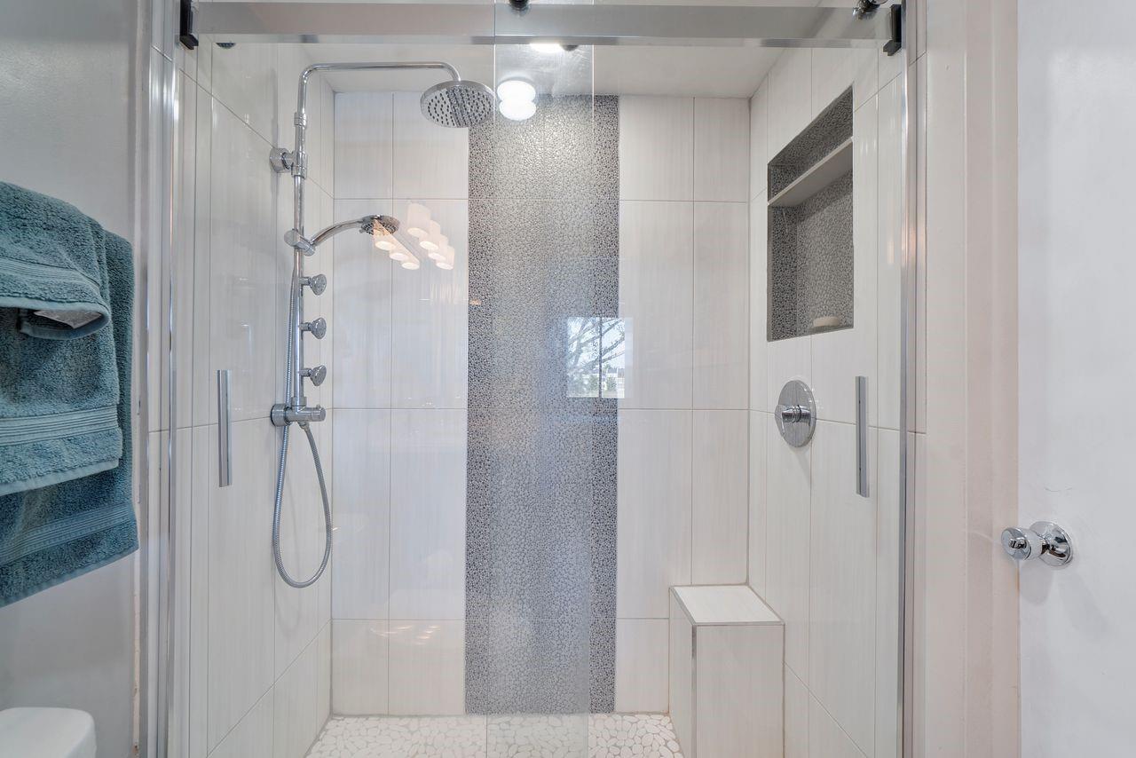 Fountains Of Palm Beach C - Residential