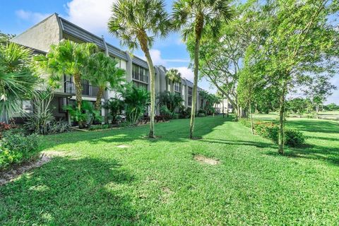 Tiny photo for 4832 Esedra Court #Apt 206, Lake Worth, FL 33467 (MLS # F10540024)