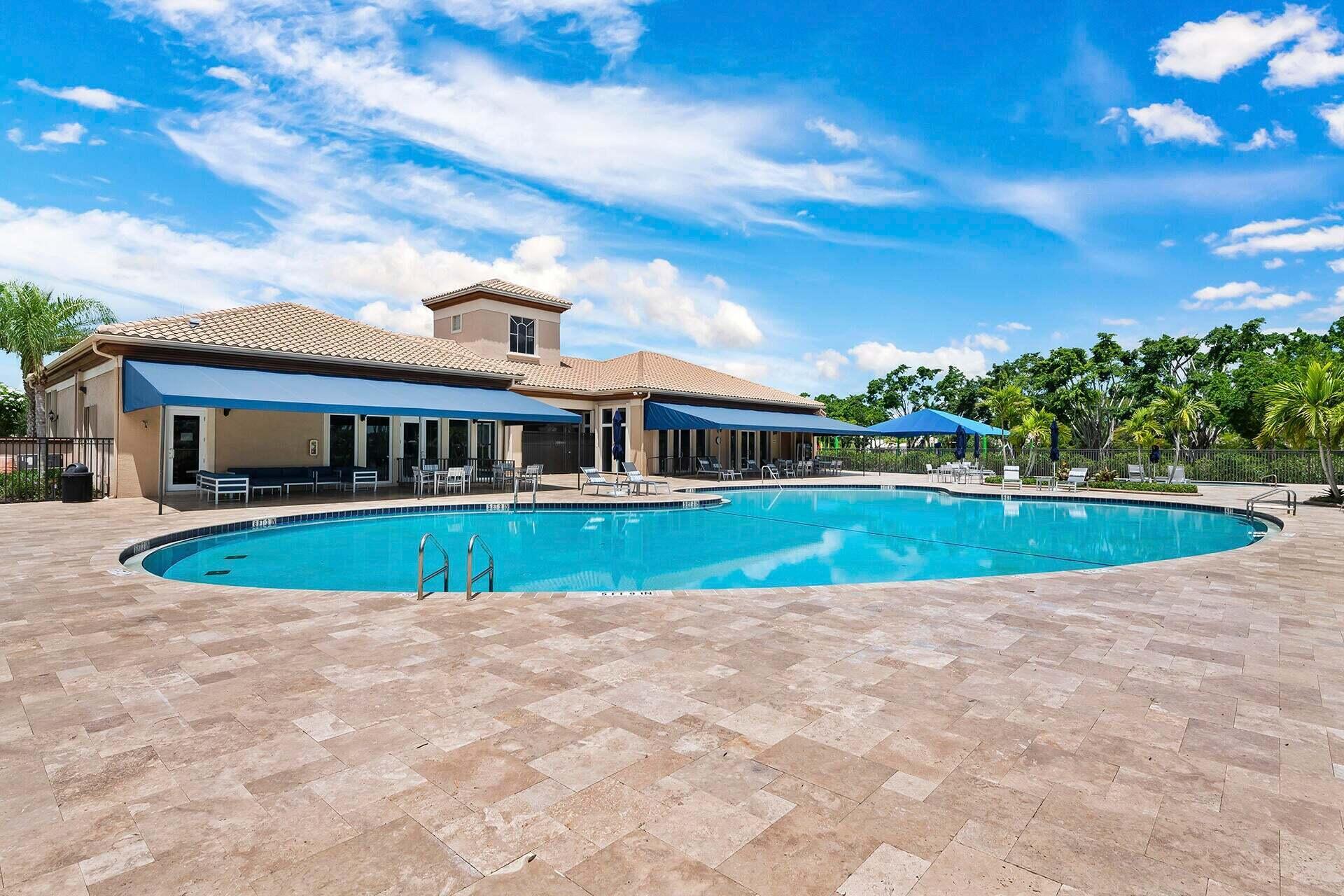 BOCA FALLS - THE ESTATES - Residential